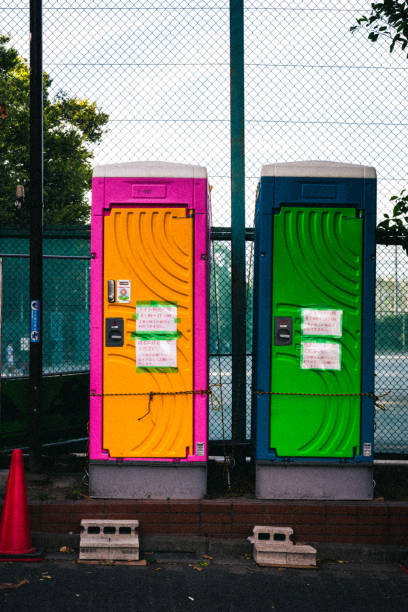 Porta potty services near me in Country Clu, CA