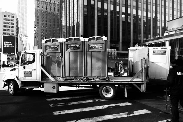 Sanitation services for porta potties in Country Clu, CA