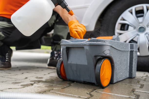Best Portable toilet rental cost  in Country Clu, CA